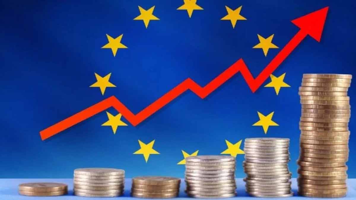 Euro Bölgesi'nde ekonomik aktiviteye enflasyon darbesi